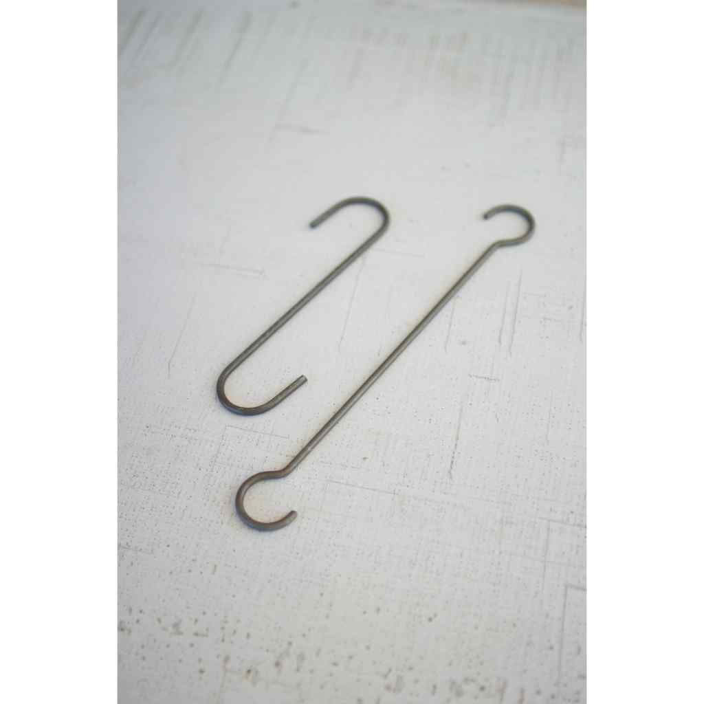 Bag Of Twelve S-Hooks Short Gray