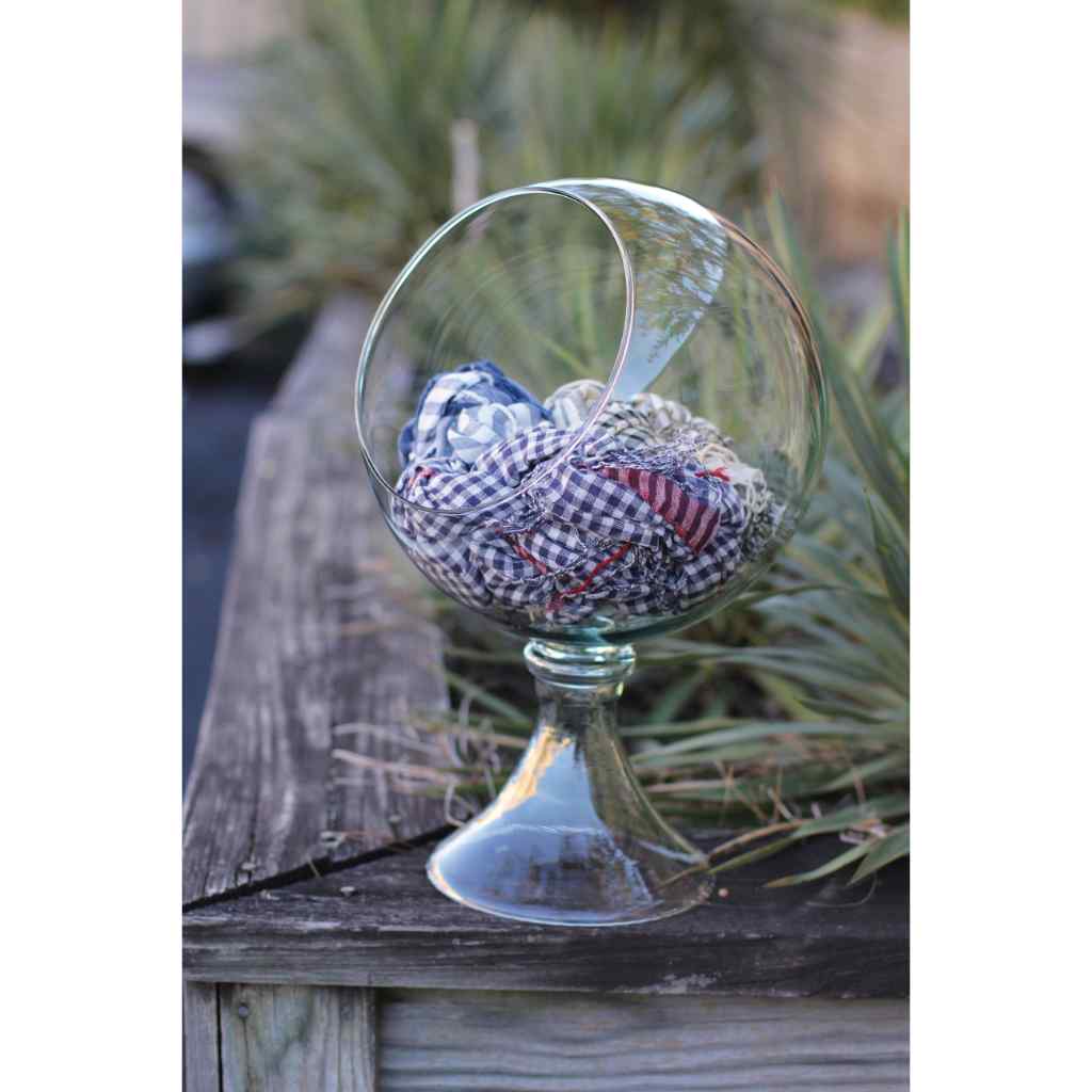 Round Glass Store Display Clear