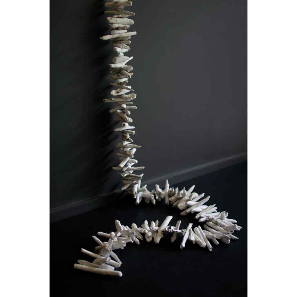 White-Washed Driftwood Garland WHITE