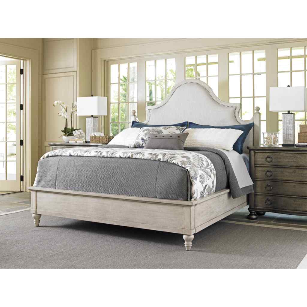 Arbor Hills Upholstered Bed King / Gray