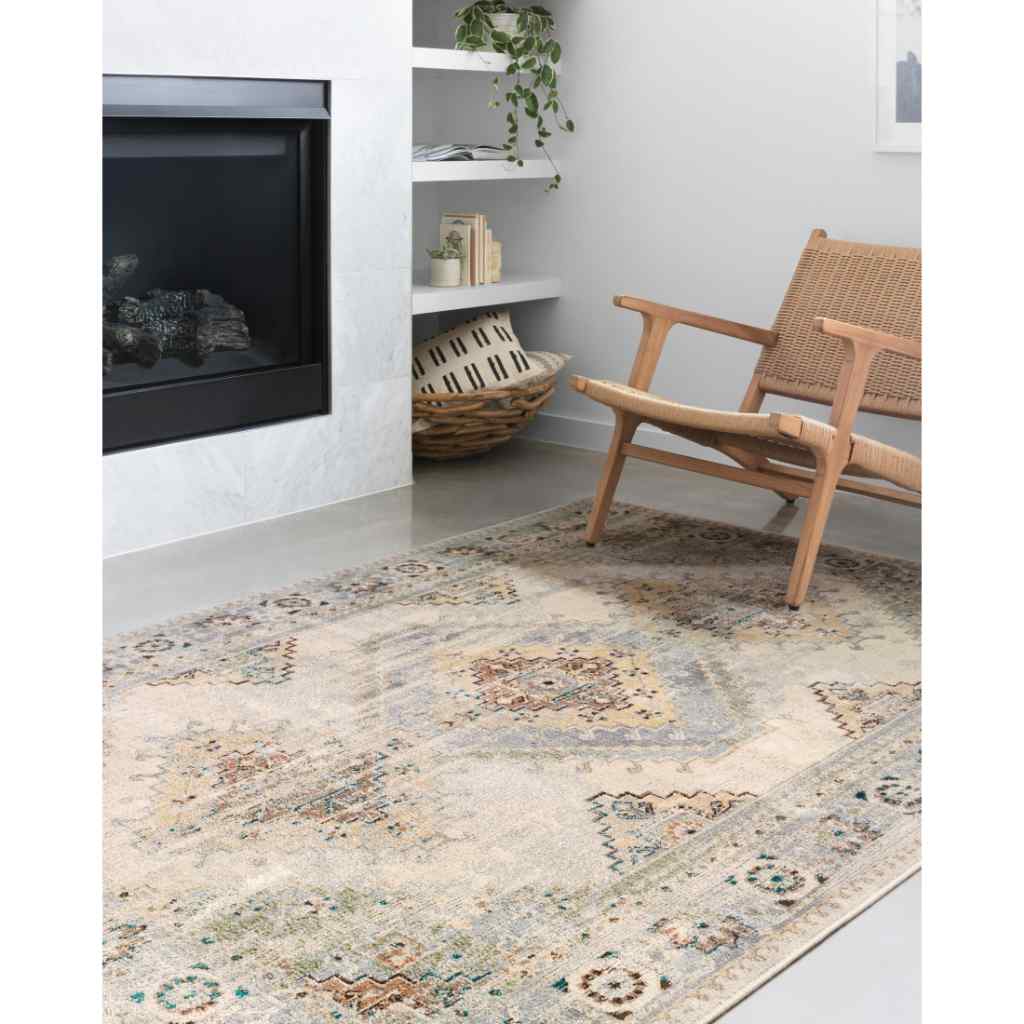 Loloi II Isadora Collection Oatmeal / Silver Rug ISA-01 Oatmeal / Silver / 2'-0" x 3'-0"
