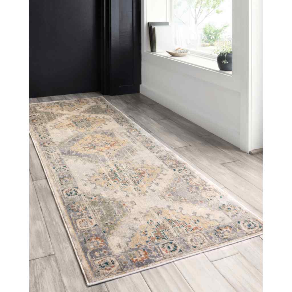 Loloi II Isadora Collection Oatmeal / Silver Rug ISA-01 Oatmeal / Silver / 2'-0" x 3'-0"