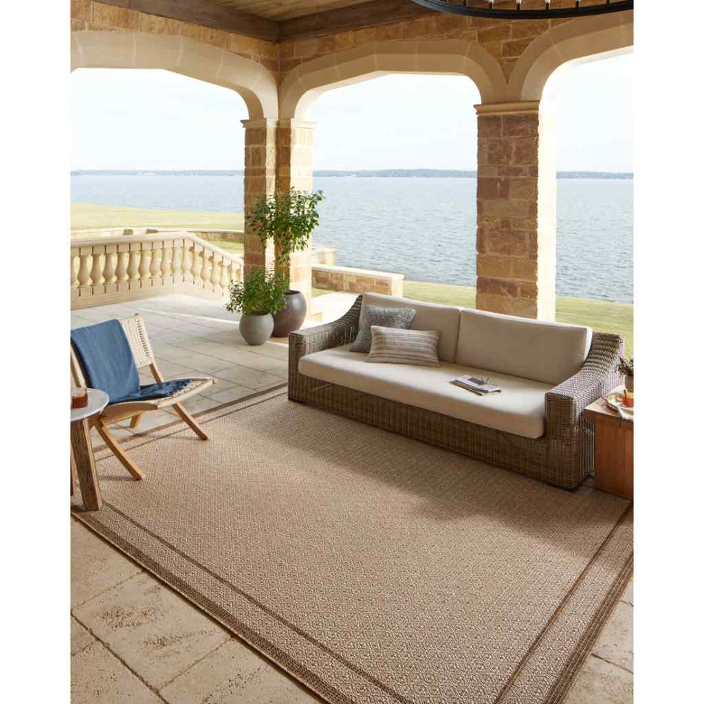 Loloi II Merrick Collection Chestnut / Oatmeal Rug MER-05 Chestnut / Oatmeal / 18" x 18" Sample