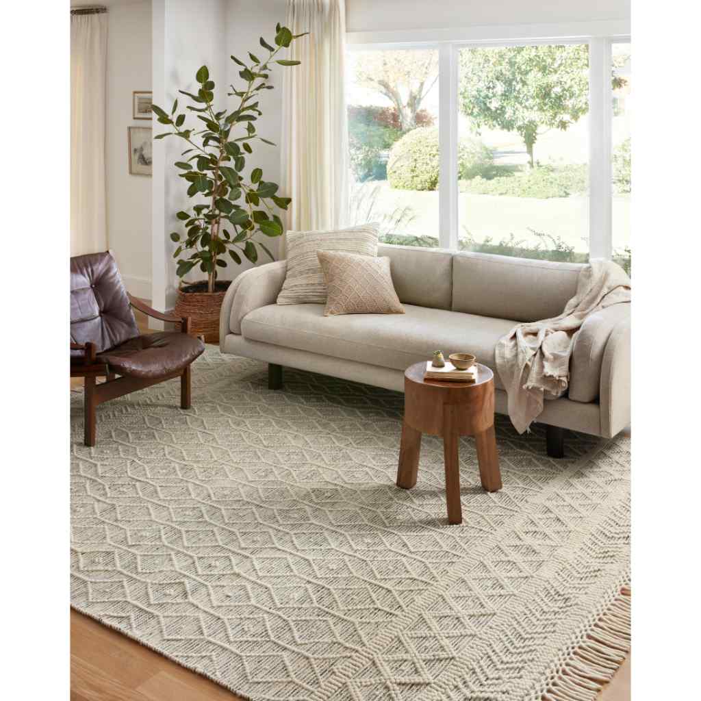 Loloi II Noelle Collection Ivory / Black Rug NOE-02 Ivory / Black / 18" x 18" Sample