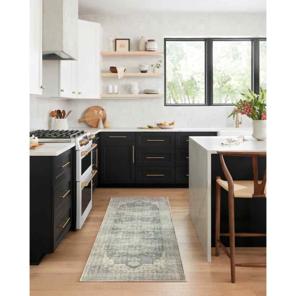 Loloi II Skye Collection Charcoal / Dove Rug SKY-12 Charcoal / Dove / 18" x 18" Sample