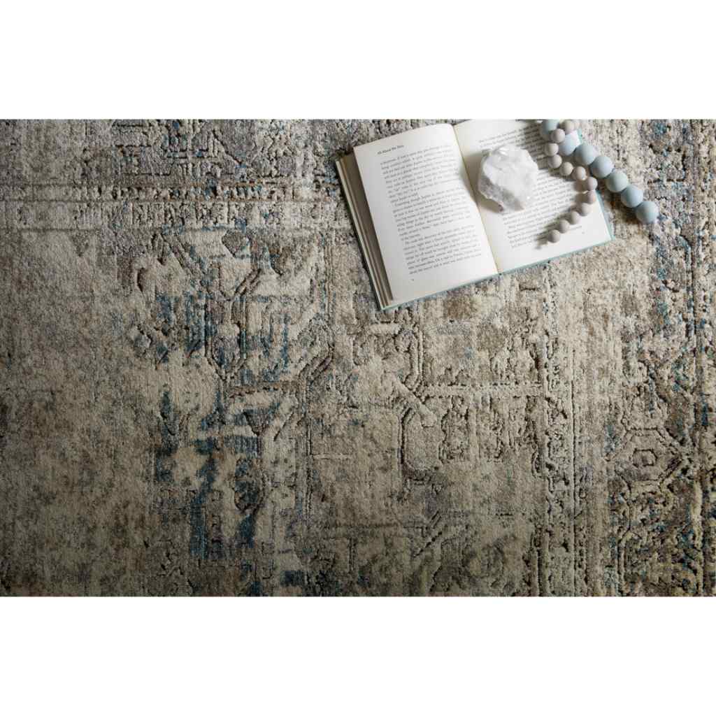 Loloi Millennium Collection Taupe / Ivory Rug MV-04 Taupe / Ivory / 2'-7" x 4'