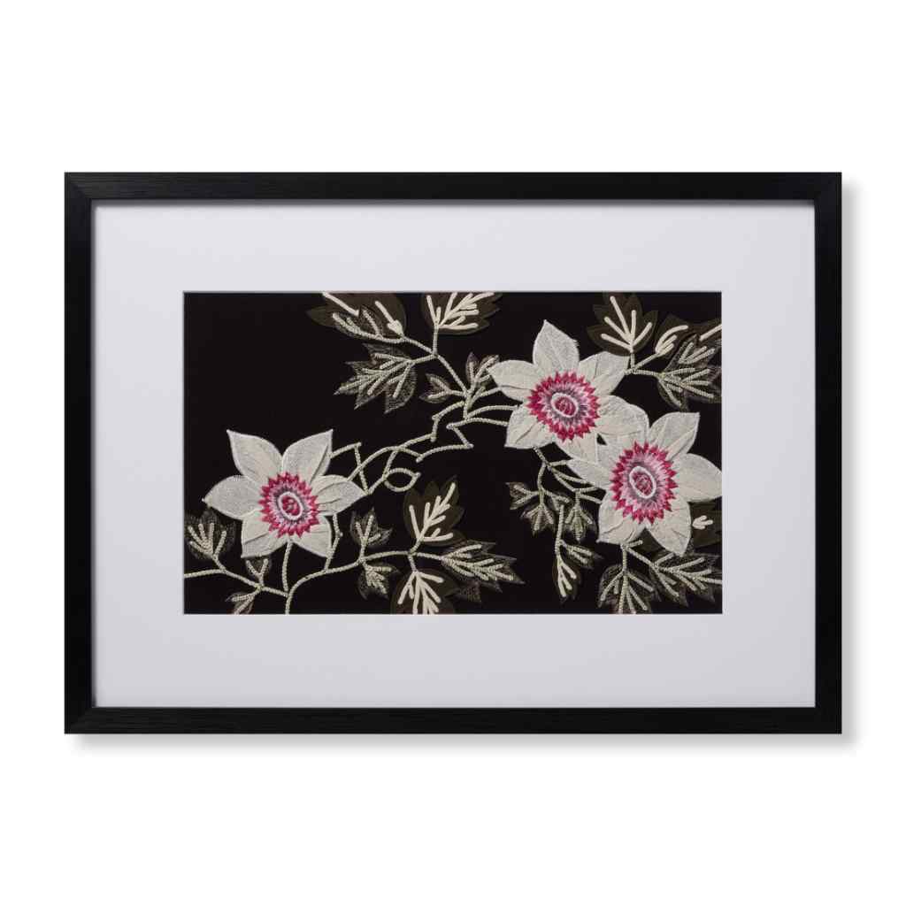 Loloi Passion Vine Petite Collection Black / Ivory Wall Art PASSP Black / Ivory / 2'-5" x 1'-9" Wall Art