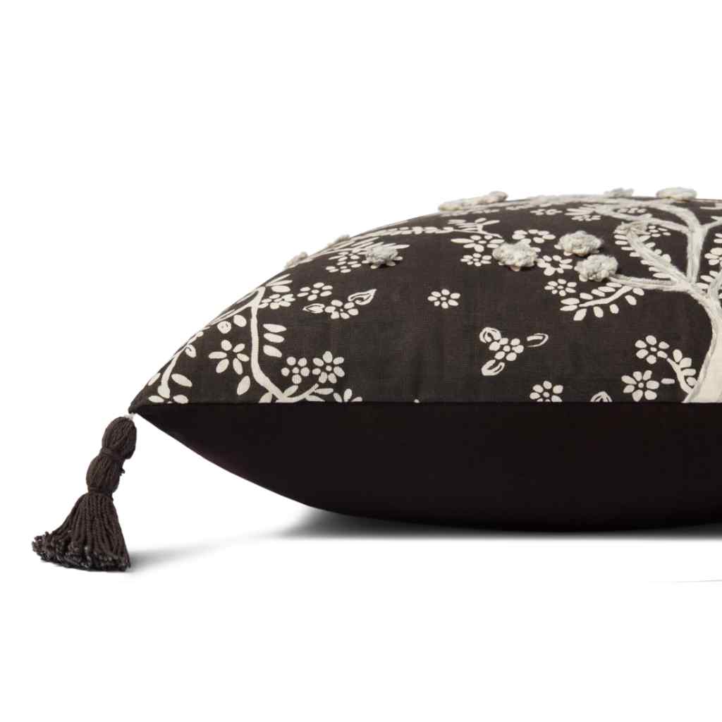 Loloi Pillows Collection Black / Ivory Pillow PLL0026 Black / Ivory / 22" x 22" Cover w/Down Insert