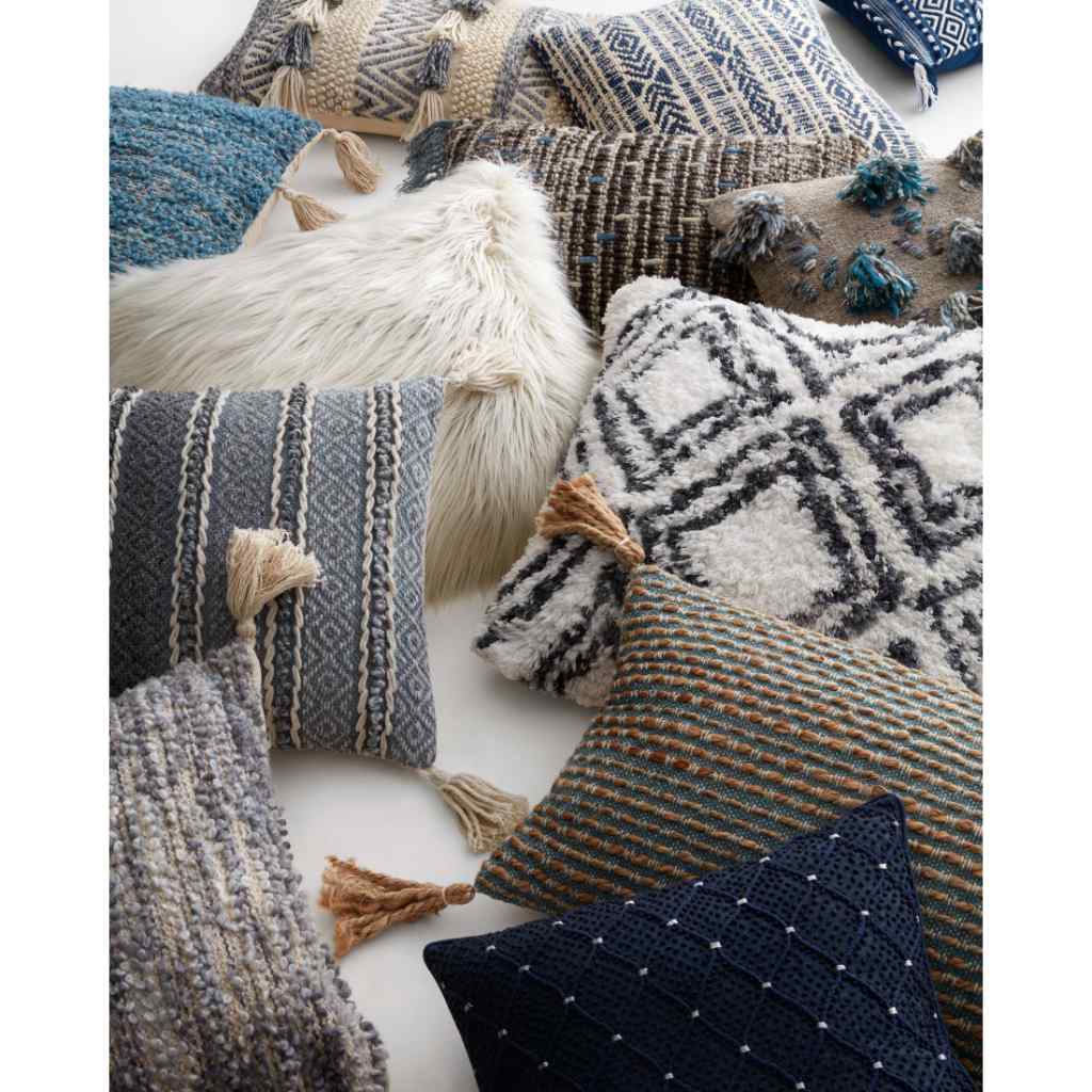 Loloi Pillows Collection Charcoal / White Pillow P0711 Charcoal / White / 22" x 22" Cover w/Down Insert