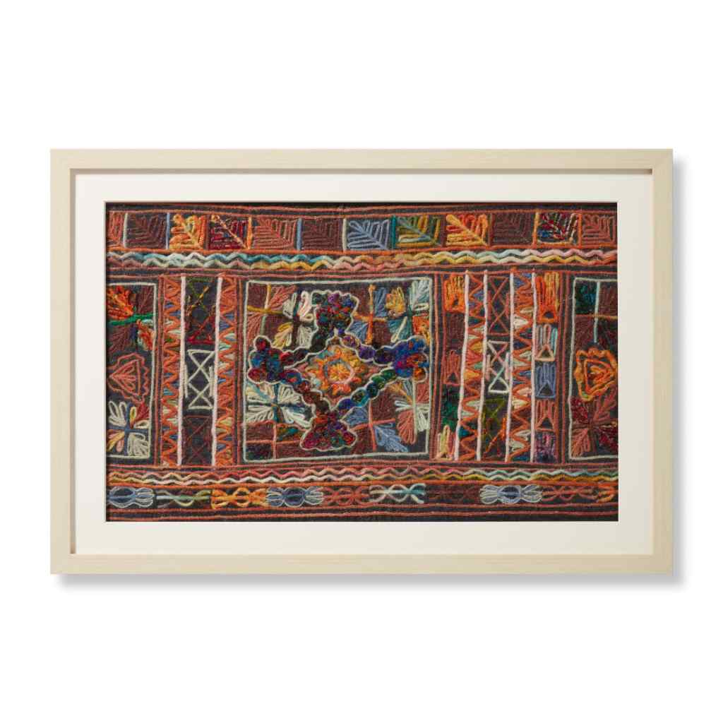 Loloi Ravi Collection Green / Multi Wall Art RAVIX Green / Multi / 2'-10" x 1'-10" Wall Art