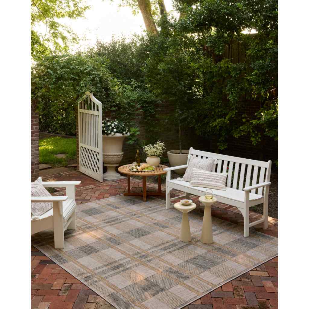 Loloi II Birch Collection Bone / Gold Rug BIR-05 Bone / Gold / 18" x 18" Sample