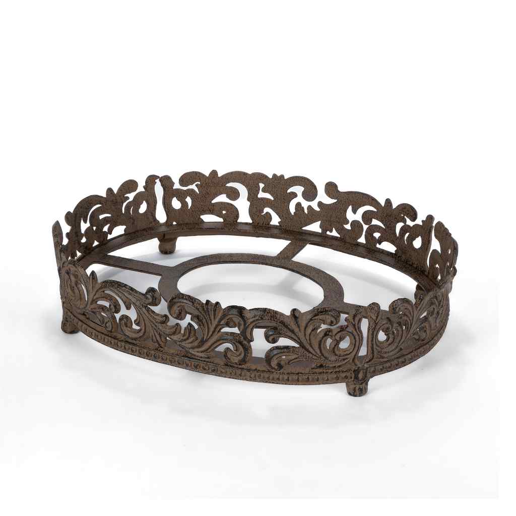 Acanthus Stoneware Lidded Casserole Dish Cream