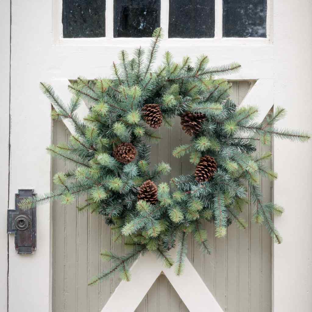 Blue Spruce Wreath with LED Lights, Large Green