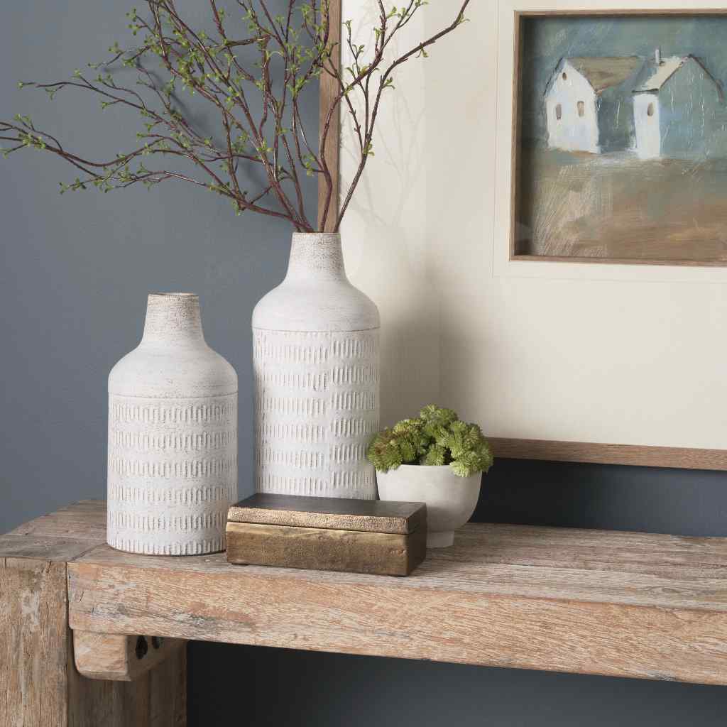 Tisha Small White W- Terracotta Distressing Metal Vase White