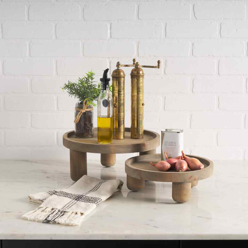 Virve Round Light Brown Wood W- Gray Wash Wooden Trays Gray