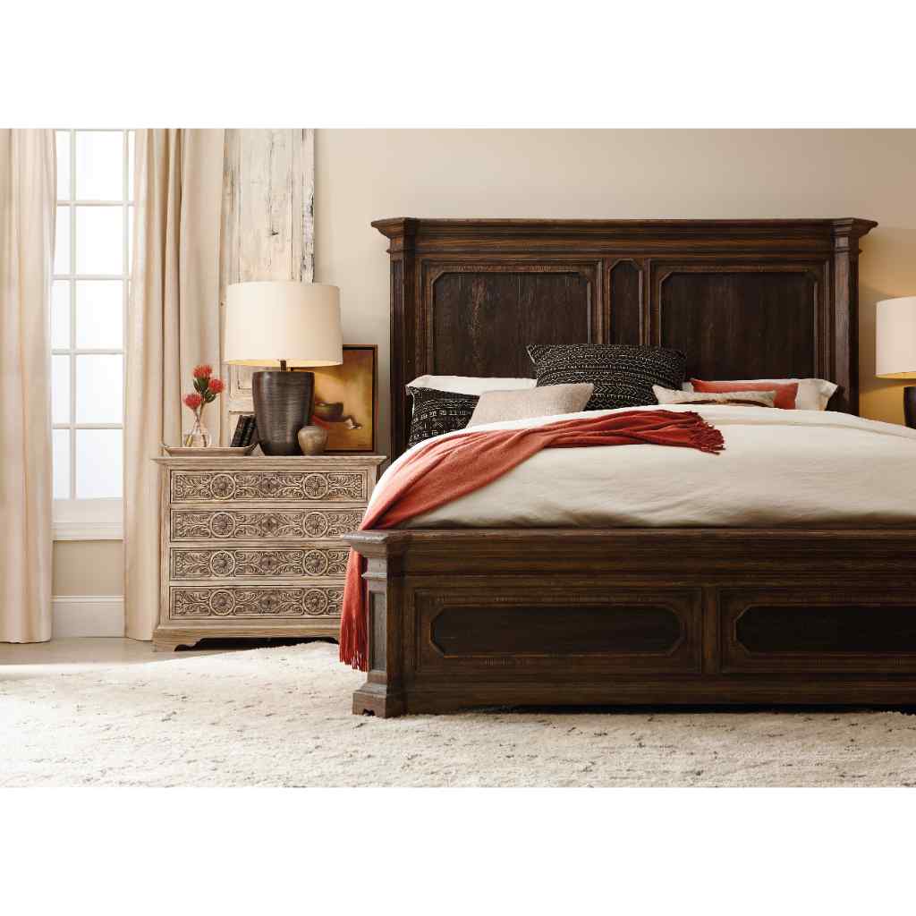 Woodcreek Queen Mansion Bed Brown