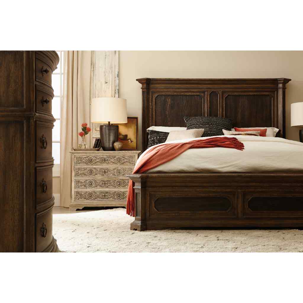 Woodcreek Queen Mansion Bed Brown